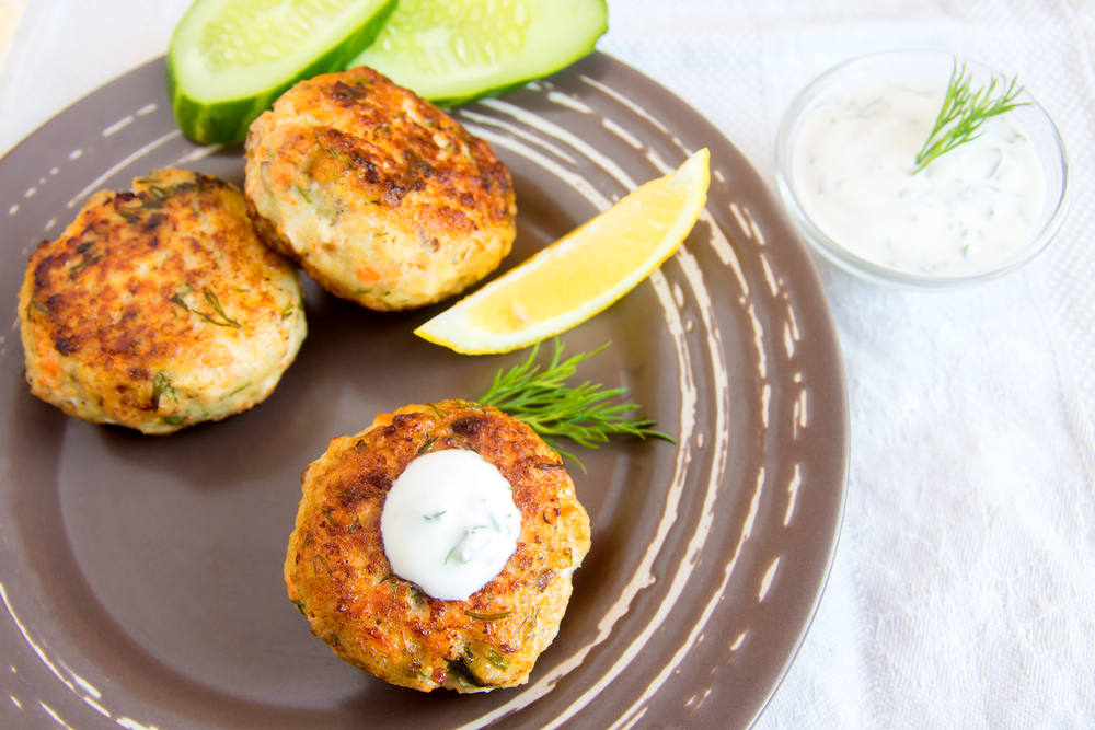 Salmon Cakes with Dill Sauce