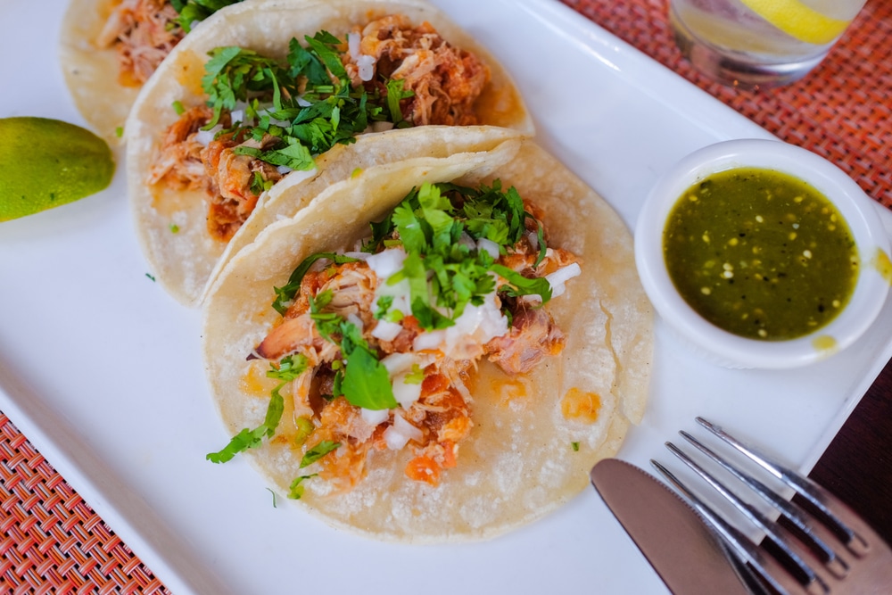 Slow Cooker Chicken Tinga Tacos