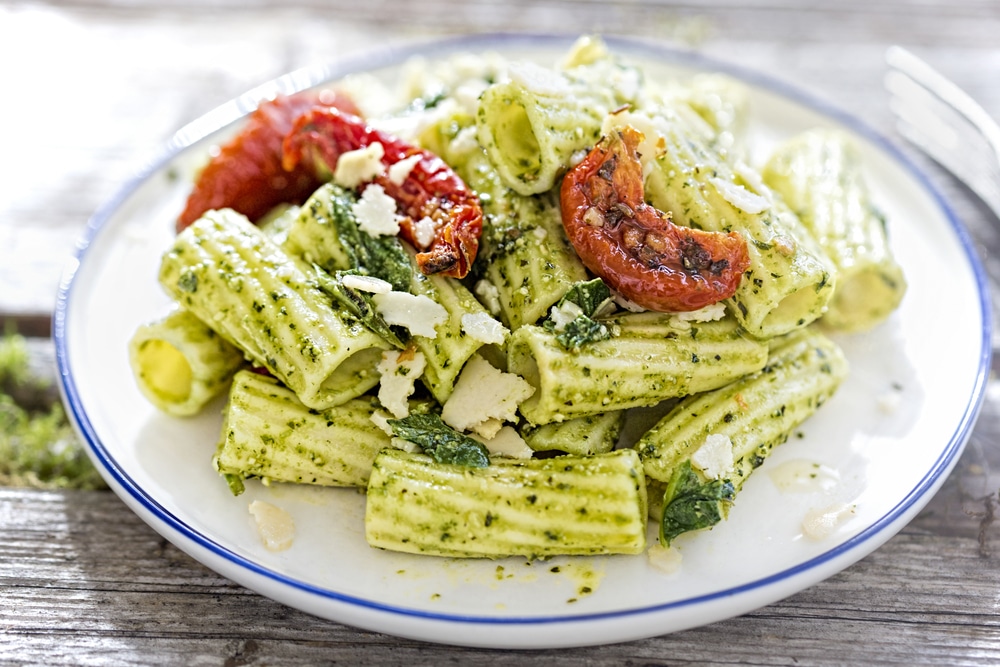 Pesto Pasta Salad with Sundried Tomatoes