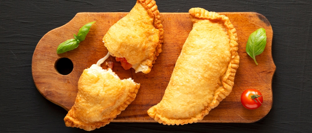 Deep Fried Italian Panzerotti Calzone